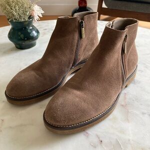 Women’s Italeau Ankle Boots Size 7.5